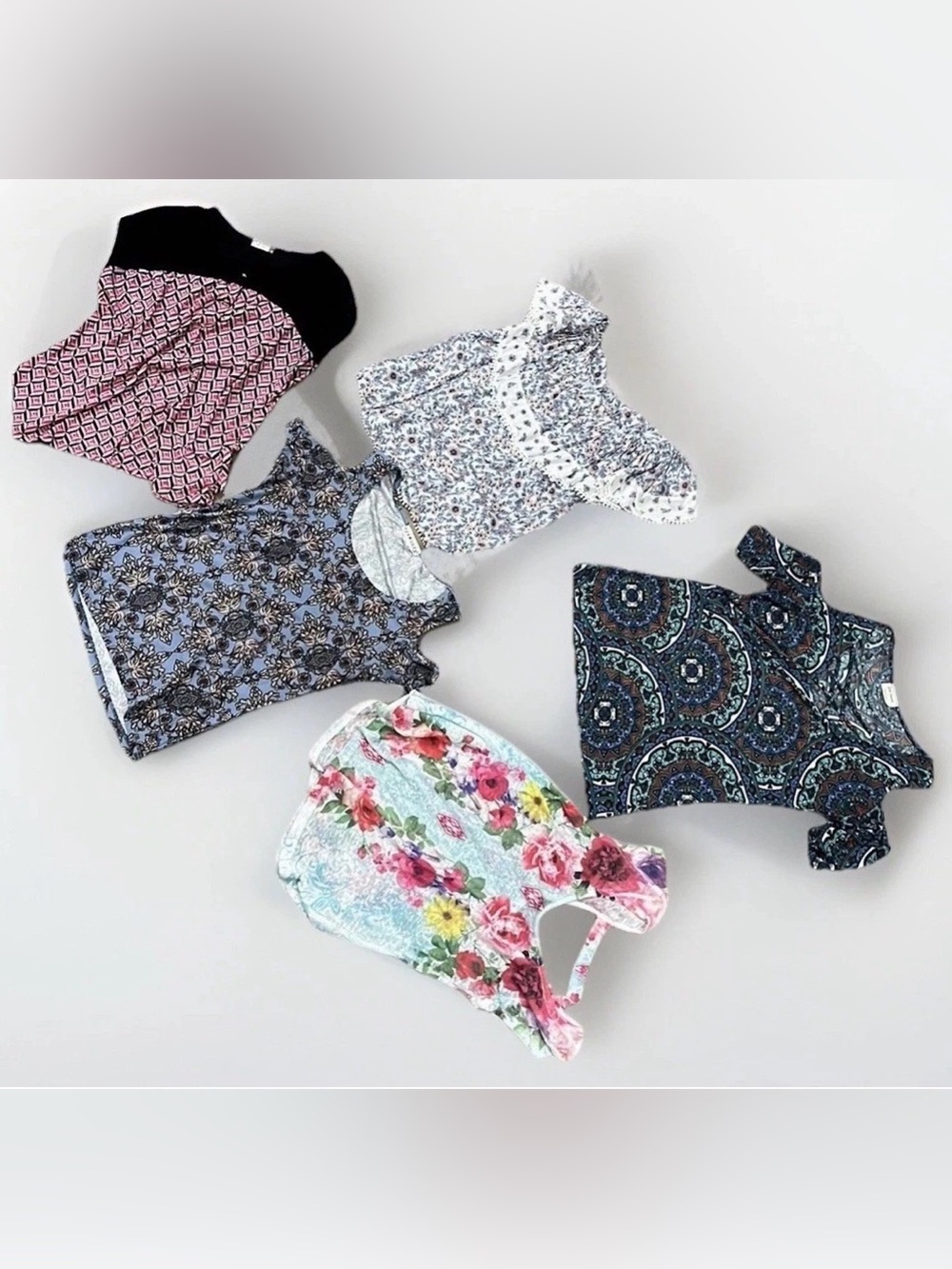 Women’s Top. Assorted Brands Size Small/Medium- Ladies Size 4/6 Shirt Bu…